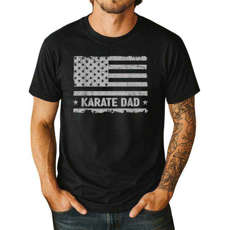 Karate Dad America US Flag Patriot Vintage Men's Casual T-Shirt