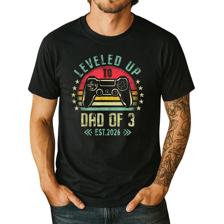I Leveled Up To Dad Of 3 2026 Promoted To Dad Of Three Kids Men's Casual T-Shirt