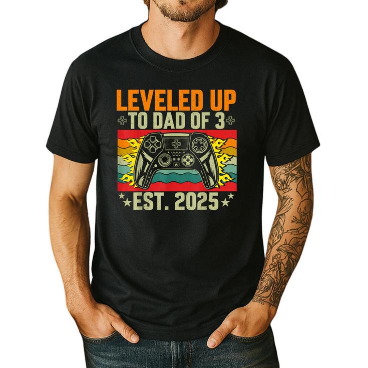Leveled Up To Dad Of 3 Three Daddy Again 2025 Father's Day Men's Casual T-Shirt