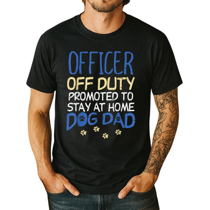 Officer Off Duty Dog Dad Cop Police Retirement Men's Casual T-Shirt