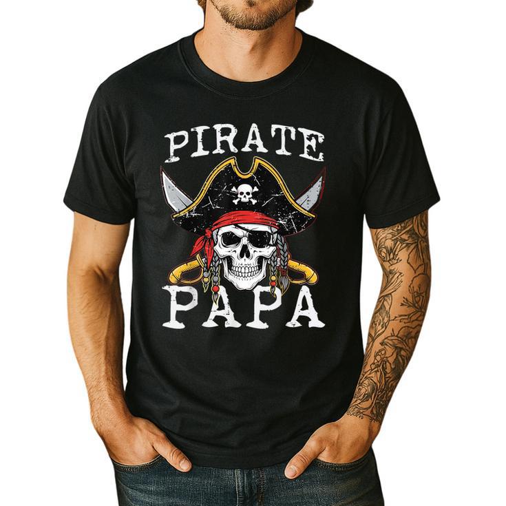 Pirate Papa Skull Family Matching Costume Dad Grandpa Men Men's Casual T-Shirt
