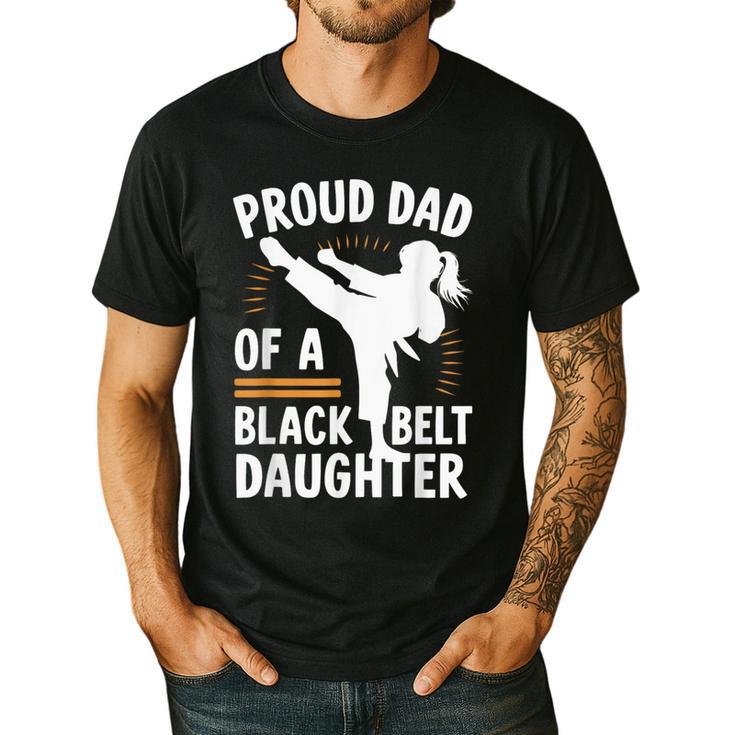 Proud Dad Of A Belt Daughter Men's Casual T-Shirt