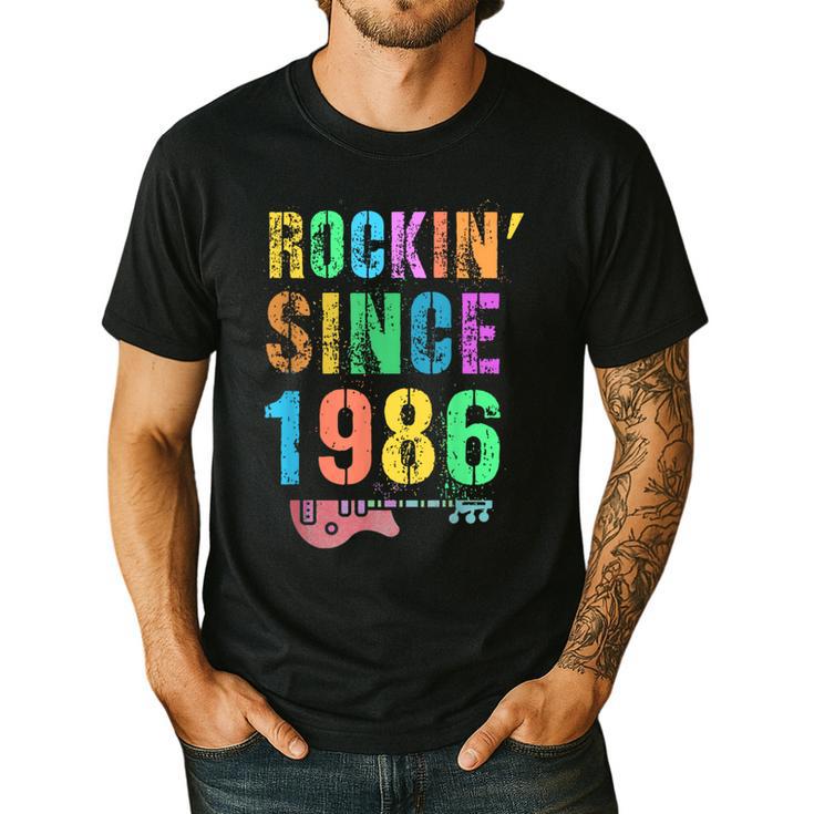 Rockin' Since 1986 Vintage Rockstar 40th Birthday Mom Dad 40 Men's Casual T-Shirt