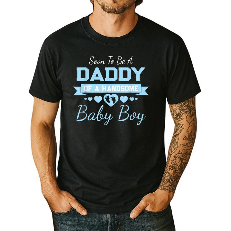 Soon To Be A Daddy Of a Handsome Baby Boy Announcement Men's Casual T-Shirt