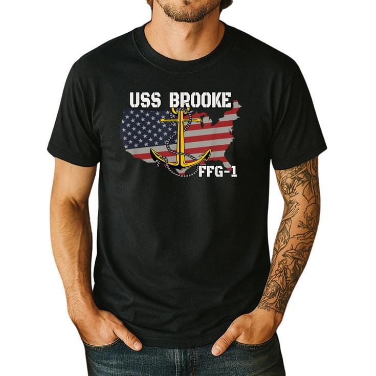 USS Brooke FFG-1 Frigate Veterans Day Son Father Grandpa Dad Men's Casual T-Shirt
