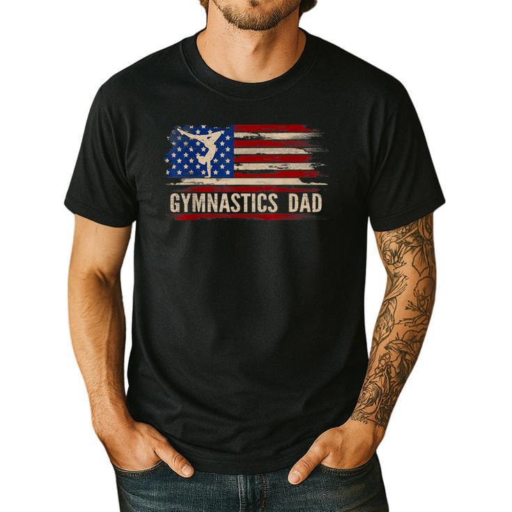 Vintage Gymnastics Dad American USA Flag Sports Men's Casual T-Shirt
