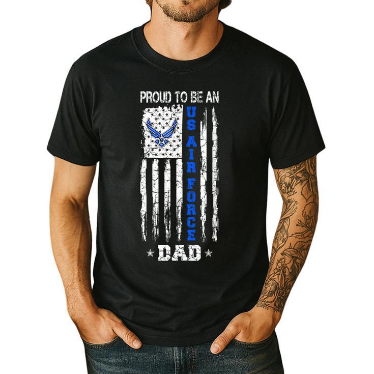 Vintage USA Flag Proud To Be An US Air Force Dad Men's Casual T-Shirt