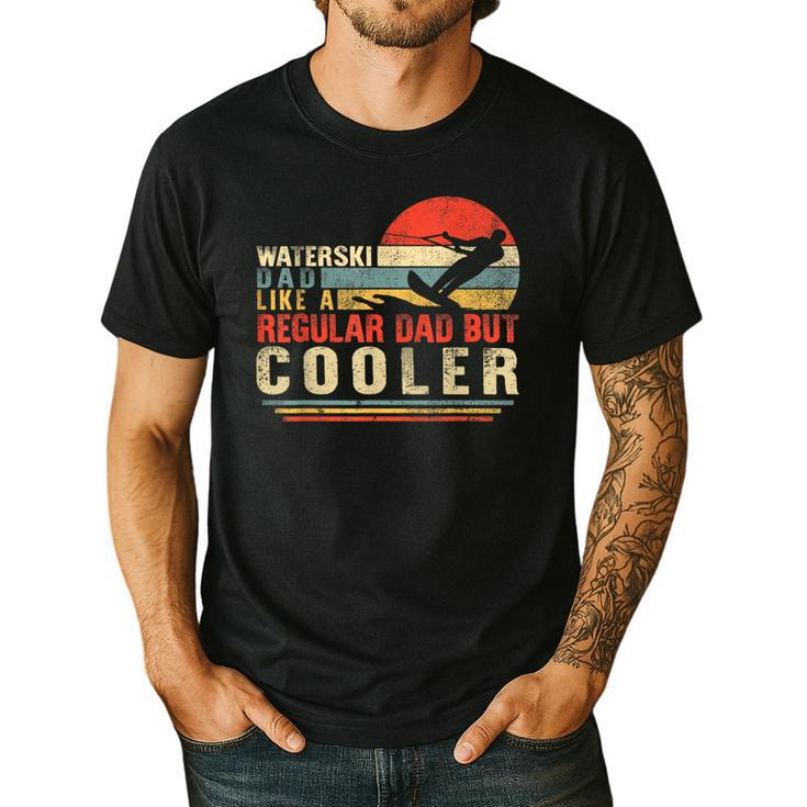 Waterski Dad Fathers Day Ski Lover Dad Water Skiing Rider Men's Casual T-Shirt