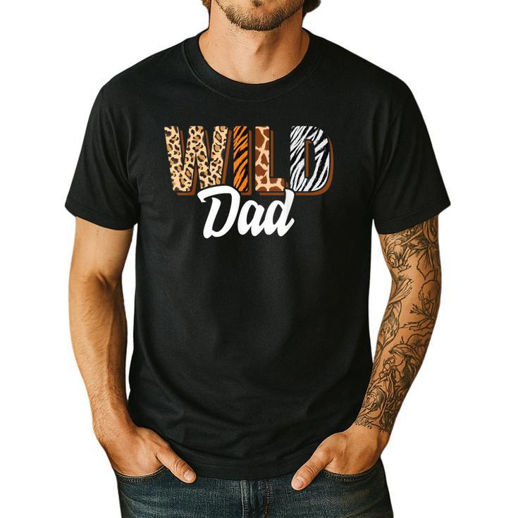 Wild Dad Zoo Born Two Be Wild B-Day Safari Jungle Animal Men's Casual T-Shirt