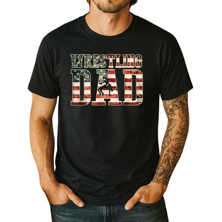 Wrestling Dad American Flag Matching For Dads Of Wrestlers Men's Casual T-Shirt