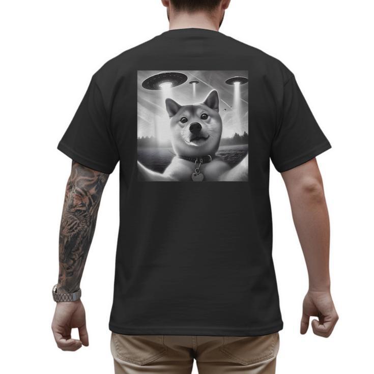 Shiba Inu Dog Dad Mom Graphic Selfie UFOs Weird Aliens Men's Back Print T-Shirt