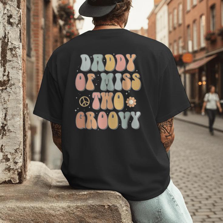 Daddy Dad Two Groovy Second Birthday Retro 2nd Bday Party Men's Back Print T-Shirt
