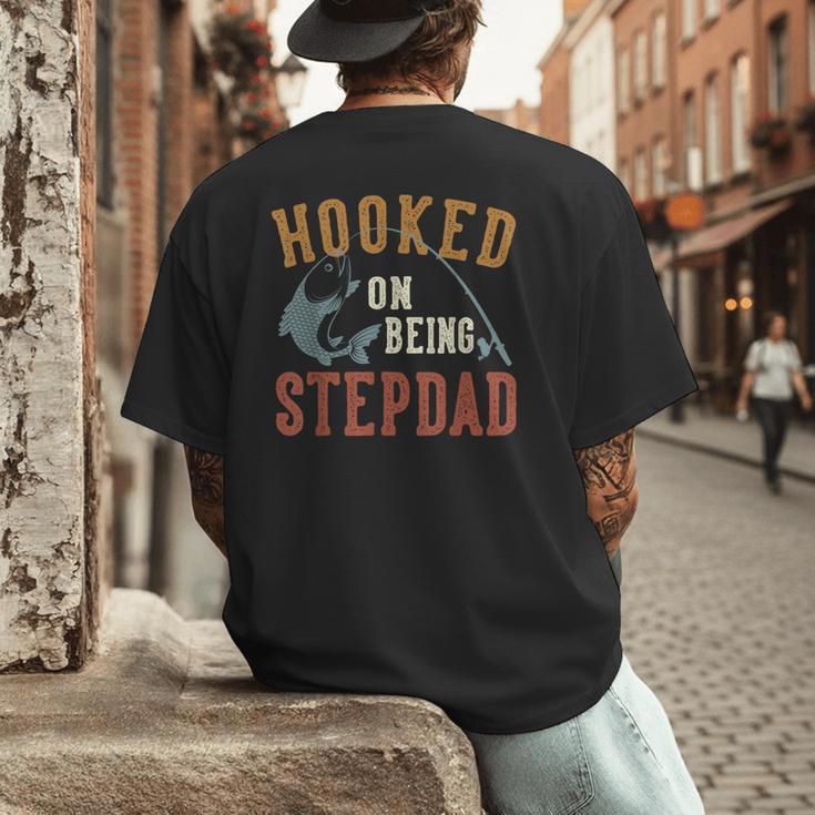 Hooked On Being Stepdad Father's Day Fishing Stepdad Men's Back Print T-Shirt
