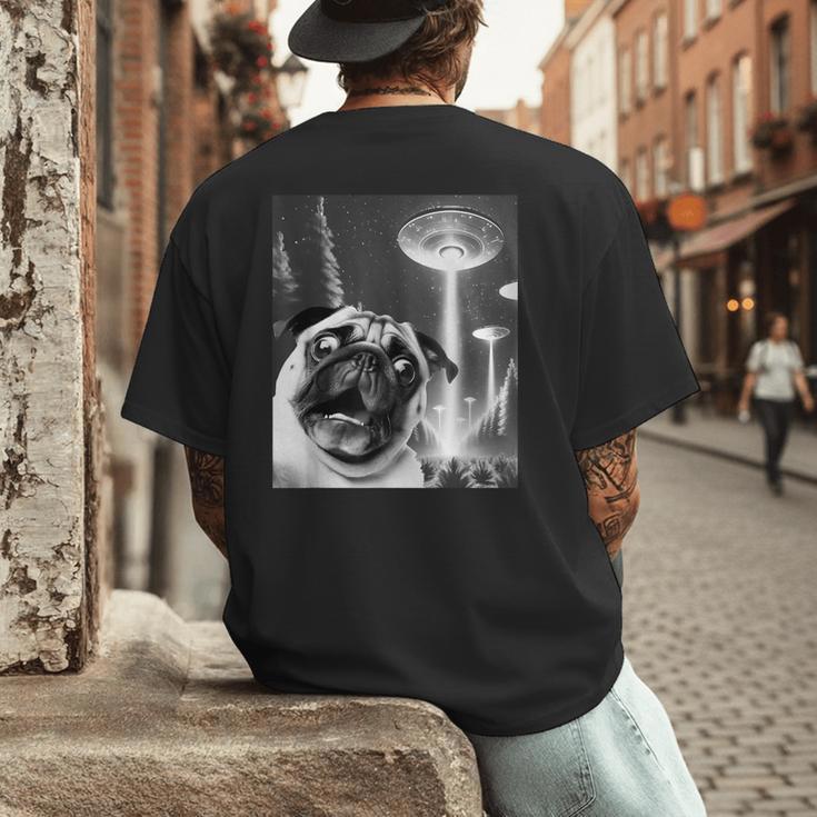 Pug Alien UFO Taking a Selfie Dog Mom Dad Men's Back Print T-Shirt