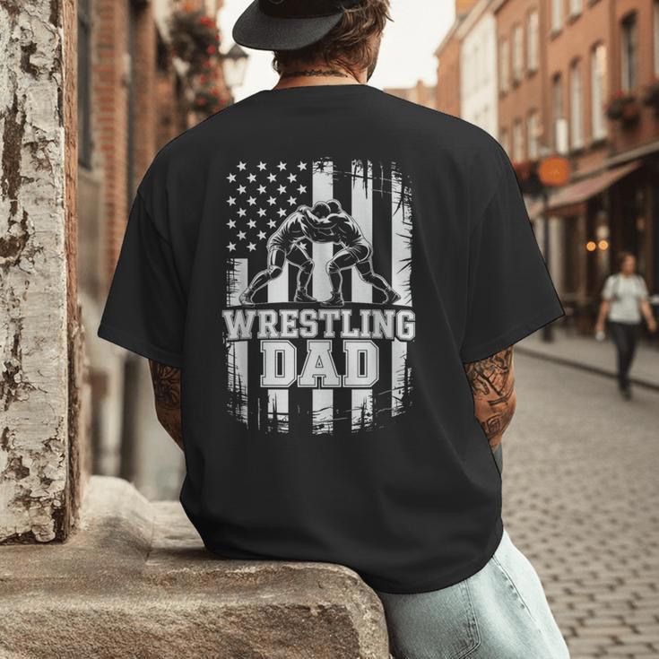 Wrestling Dad US Flag Fathers Day Wrestling Fans Men's Back Print T-Shirt