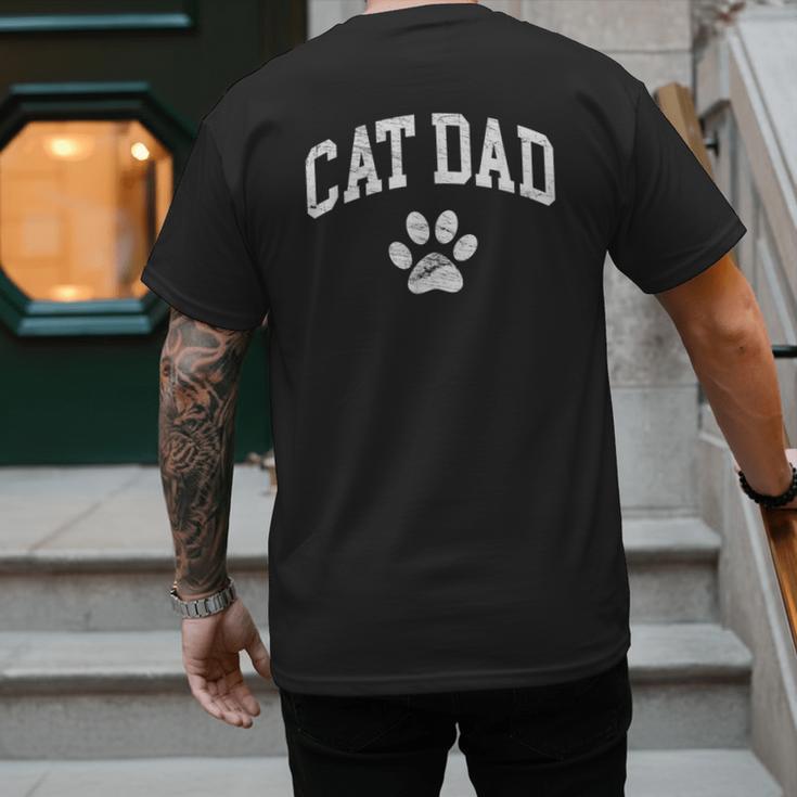 Cat Dad Vintage Distressed Cat Paw Men's Back Print T-Shirt