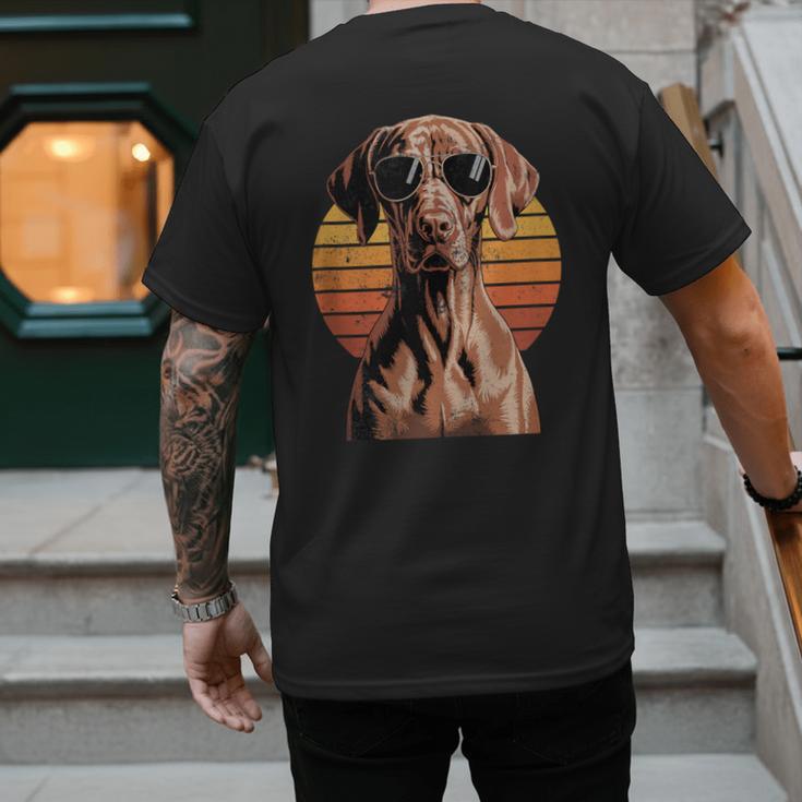 Cool Retro Vizsla Dog Mom Dad Vintage Pet Lovers Men's Back Print T-Shirt
