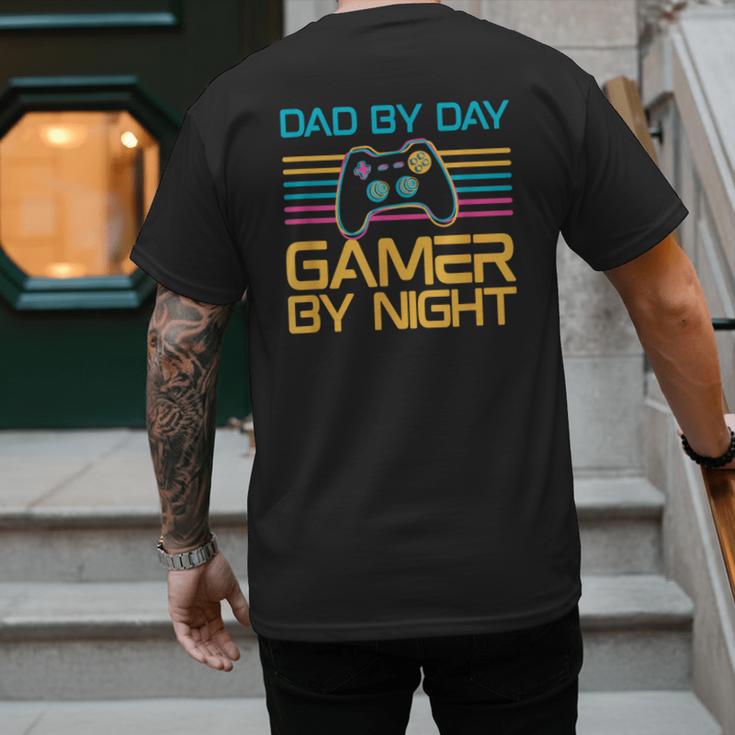 Dad By Day Gamer By Night Video Games Lover Gamer Dad Men's Back Print T-Shirt