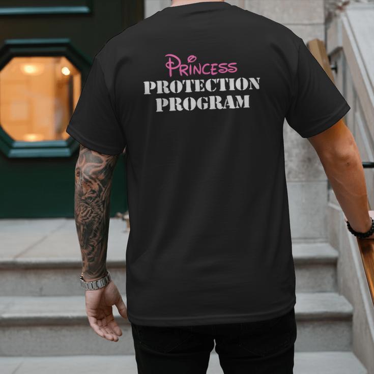 Halloween Dad Mom Daughter Adult Costume Princess Security Men's Back Print T-Shirt