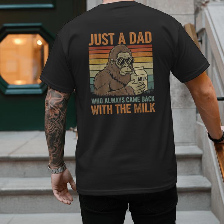 Just A Dad Who Always Came Back With The Milk Daddy Men's Back Print T-Shirt