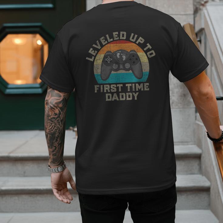 I Leveled Up To First Time Daddy Soon To Be Dad Men's Back Print T-Shirt I Leveled Up To First Time Daddy Soon To Be Dad Men's Back Print T-Shirt