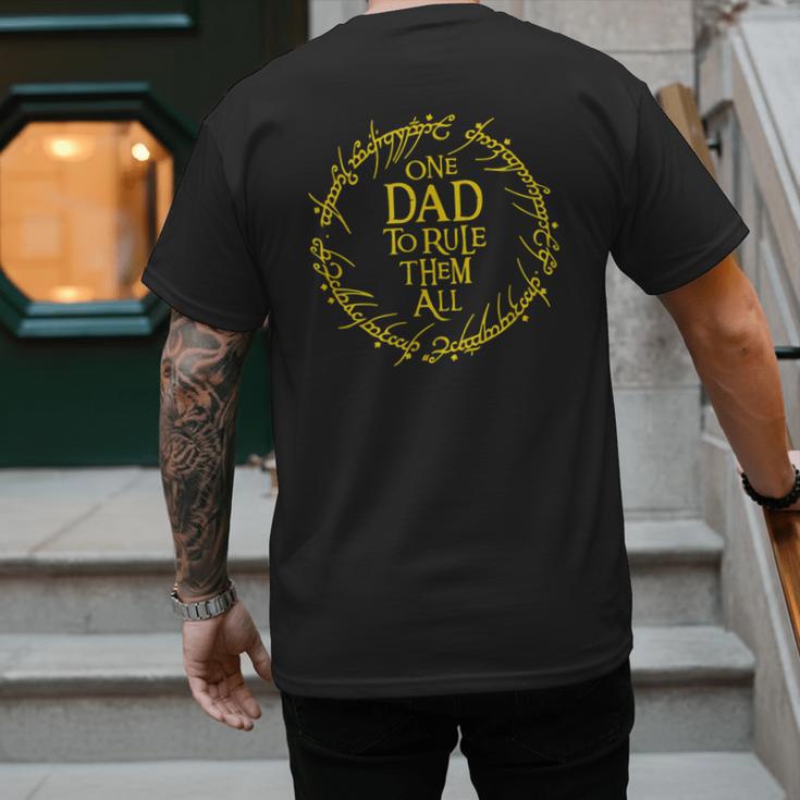 ONE DAD TO RULE THEM ALL Men's Back Print T-Shirt