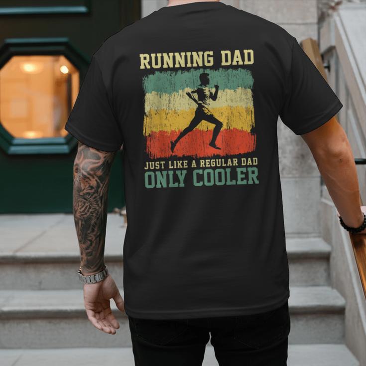 Retro Running Dad Runner Marathon Athlete Humor Outfit Men's Back Print T-Shirt