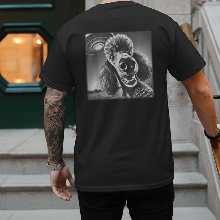 Vintage Poodle Selfie With UFO Alien Photobooth Dog Mom Dad Men's Back Print T-Shirt Vintage Poodle Selfie With UFO Alien Photobooth Dog Mom Dad Men's Back Print T-Shirt