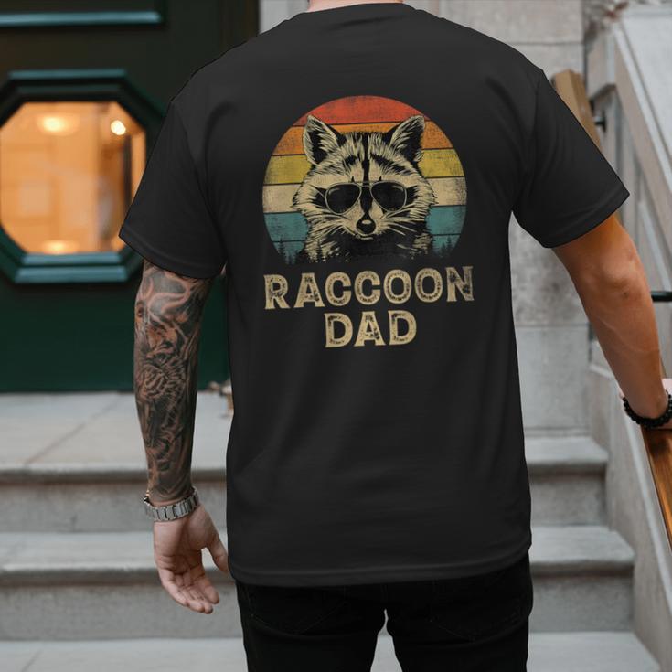Vintage Raccoon Dad Raccoon Lovers Daddy Father's Day Men's Back Print T-Shirt