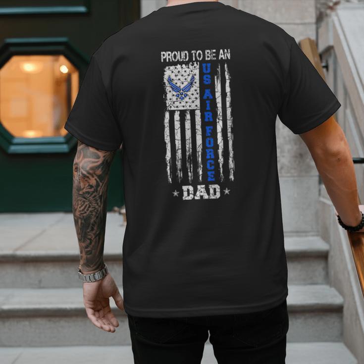 Vintage USA Flag Proud To Be An US Air Force Dad Men's Back Print T-Shirt