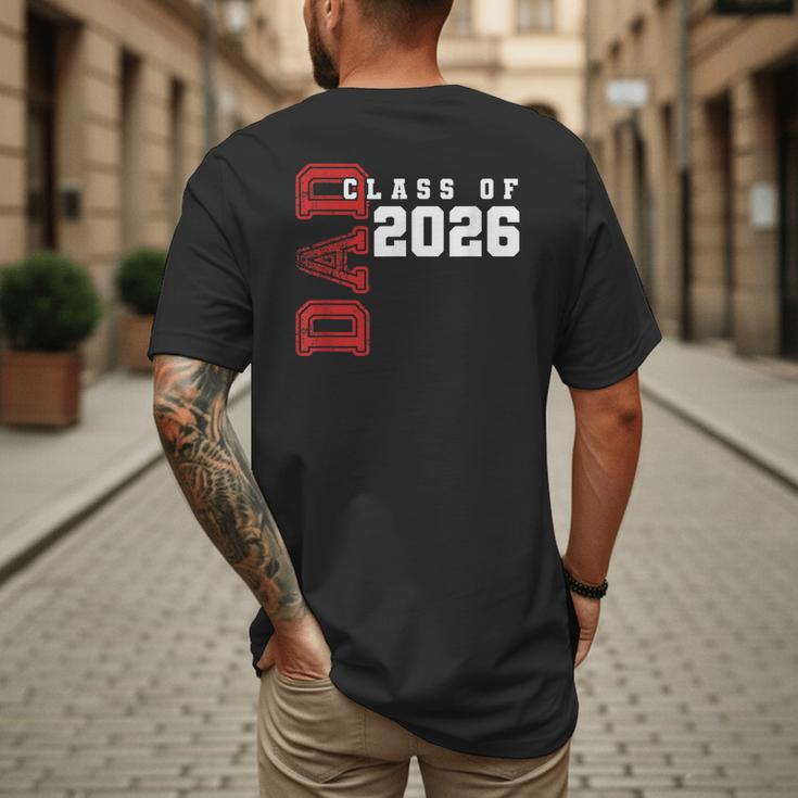 Proud Dad Of Class Of 2026 Graduate Men's Back Print T-Shirt