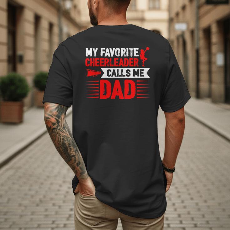Red Cheer Dad Family Father Cheerleader Squad Men's Back Print T-Shirt Red Cheer Dad Family Father Cheerleader Squad Men's Back Print T-Shirt