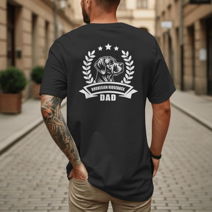 Rhodesian Ridgeback Dad With Banner And Ear Wreath Men's Back Print T-Shirt