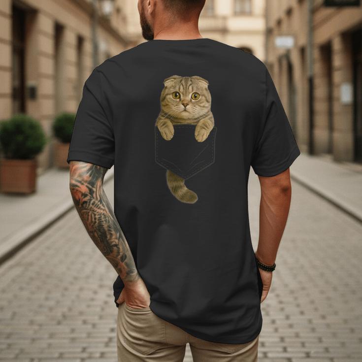 Scottish Fold Cat Pocket Cat Mom Cat Dad Cat Lover Men's Back Print T-Shirt