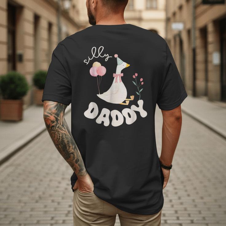 Silly Daddy Silly Goose Dad Birthday Family Matching Party Men's Back Print T-Shirt