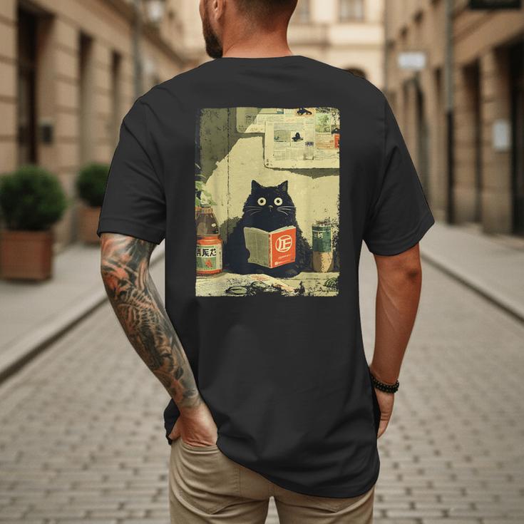 Vintage Japanese Cat Book Lovers Librarian Cat Dad Teacher Men's Back Print T-Shirt