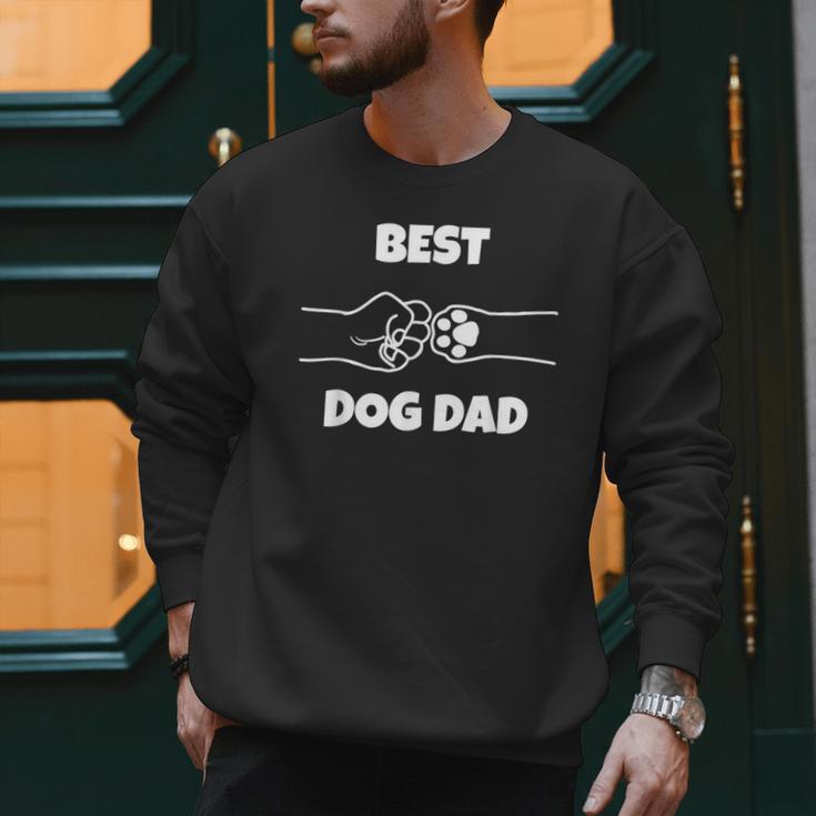 Best Dog Dad Fathers Day Best Dad Fist Bump Dog's Paw Men Sweatshirt