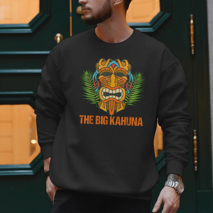 The Big Kahuna Hawaiian Tiki Dad Boss T-Shirt Men Sweatshirt