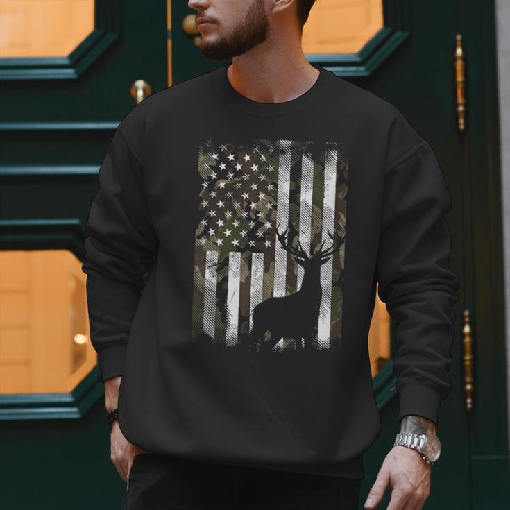 Camo US Flag Deer Elk Buck Camoflage Hunting Hunter Dad Short Sleeve Men Sweatshirt