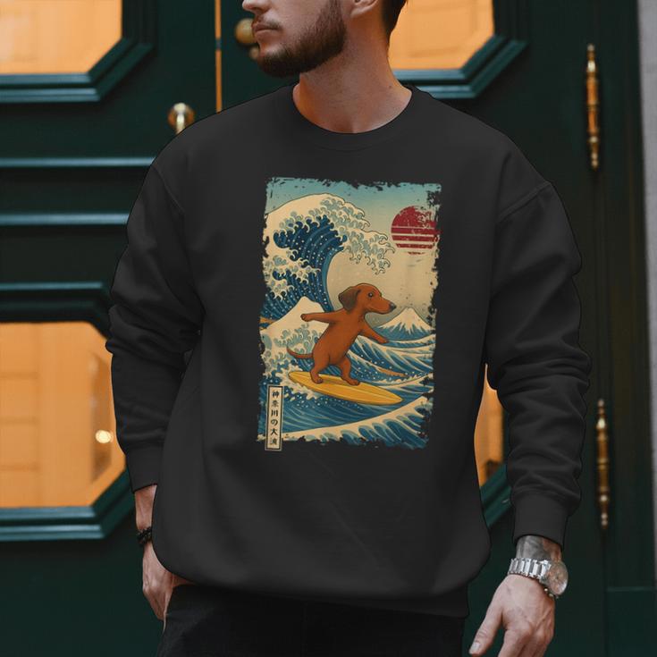 Dachshund Doxie Japanese Kanagawa Wave Surfing Japan Mom Dad Men Sweatshirt