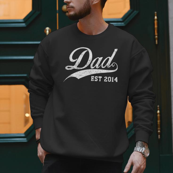 Dad Established 2014 Father's Day Men Sweatshirt