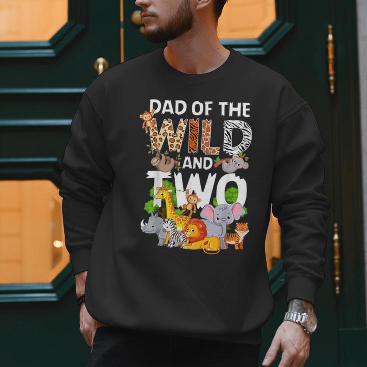 Dad Of The Wild Two Zoo 2nd Birthday Safari Jungle Animal Men Sweatshirt