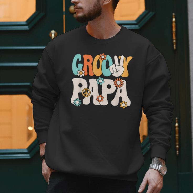 Groovy Papa Dad Retro Hippie 60s 70s Party Outfit Men Men Sweatshirt