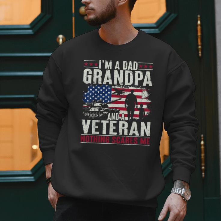 I'm A Dad Grandpa And Veteran Retro Papa Grandpa Men Sweatshirt