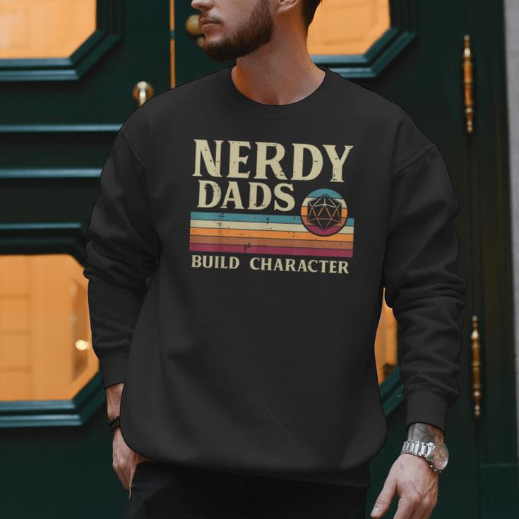 Nerdy Dads Build Character Retro Fathers Day Daddy Papa Men Men Sweatshirt