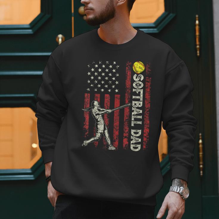Softball Dad US Flag For Dad Men Patriotic Fathers Day Men Sweatshirt