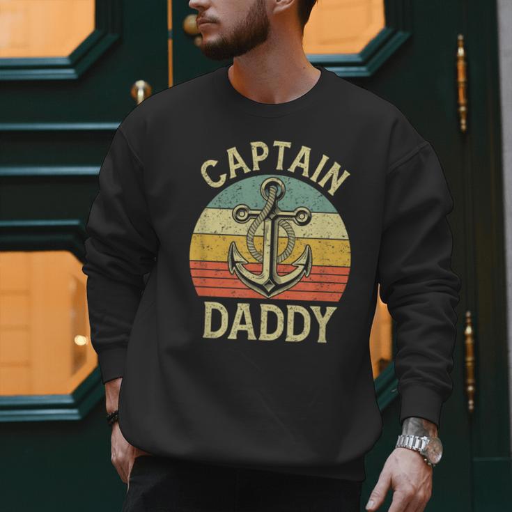 Vintage Captain Daddy Boat Pontoon Dad Fishing Sailor Anchor Men Sweatshirt