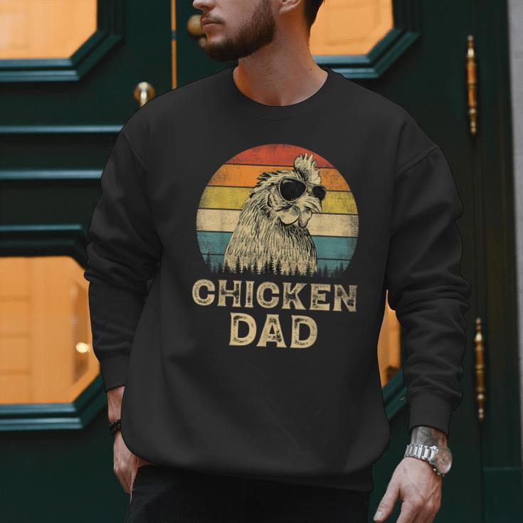 Vintage Chicken Dad Chicken Lovers Daddy Father's Day Men Sweatshirt
