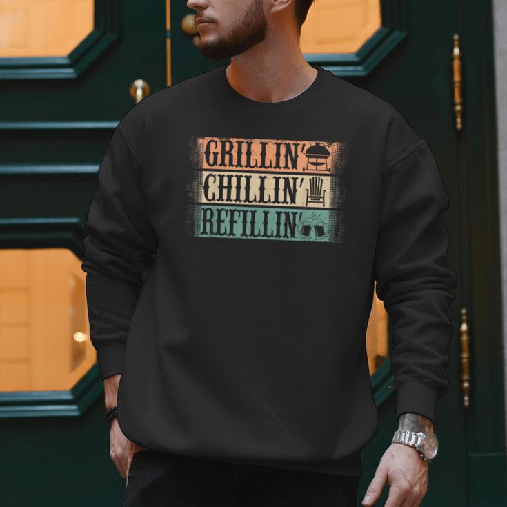 Vintage Grill Dad Grilling Chilling Refilling Men Sweatshirt