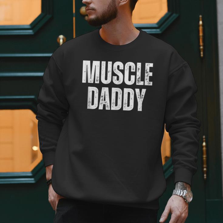 Vintage Muscle Daddy Weightlifter Dad Cool Father Workout Men Sweatshirt